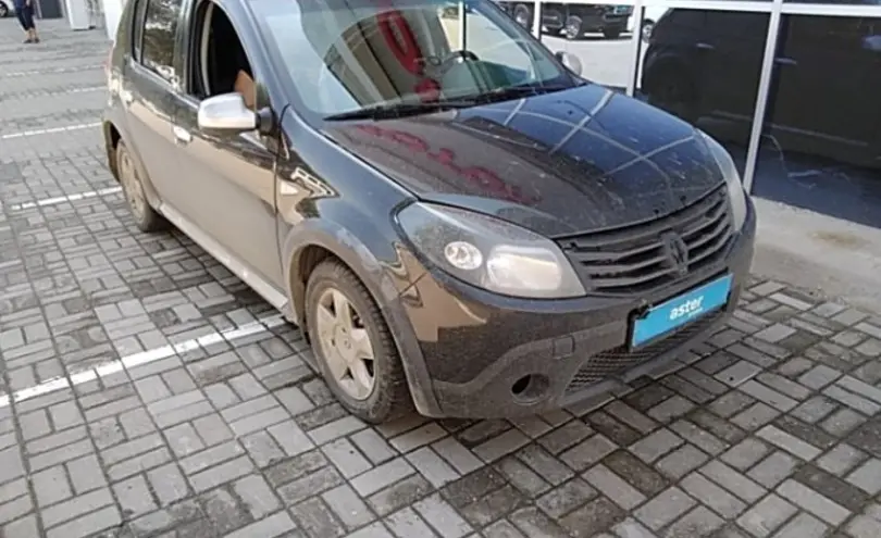 Renault Sandero 2013 года за 3 750 000 тг. в Актобе фото 3