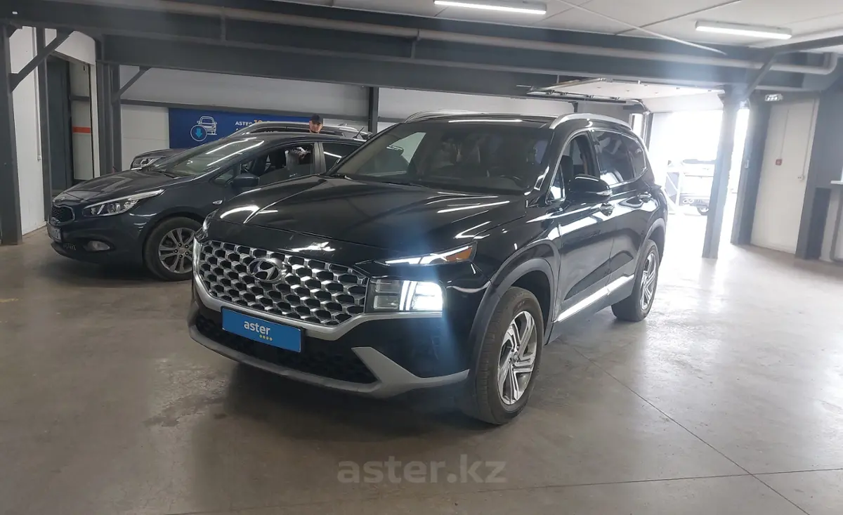 Hyundai Santa Fe 2022 года за 15 500 000 тг. в Астана