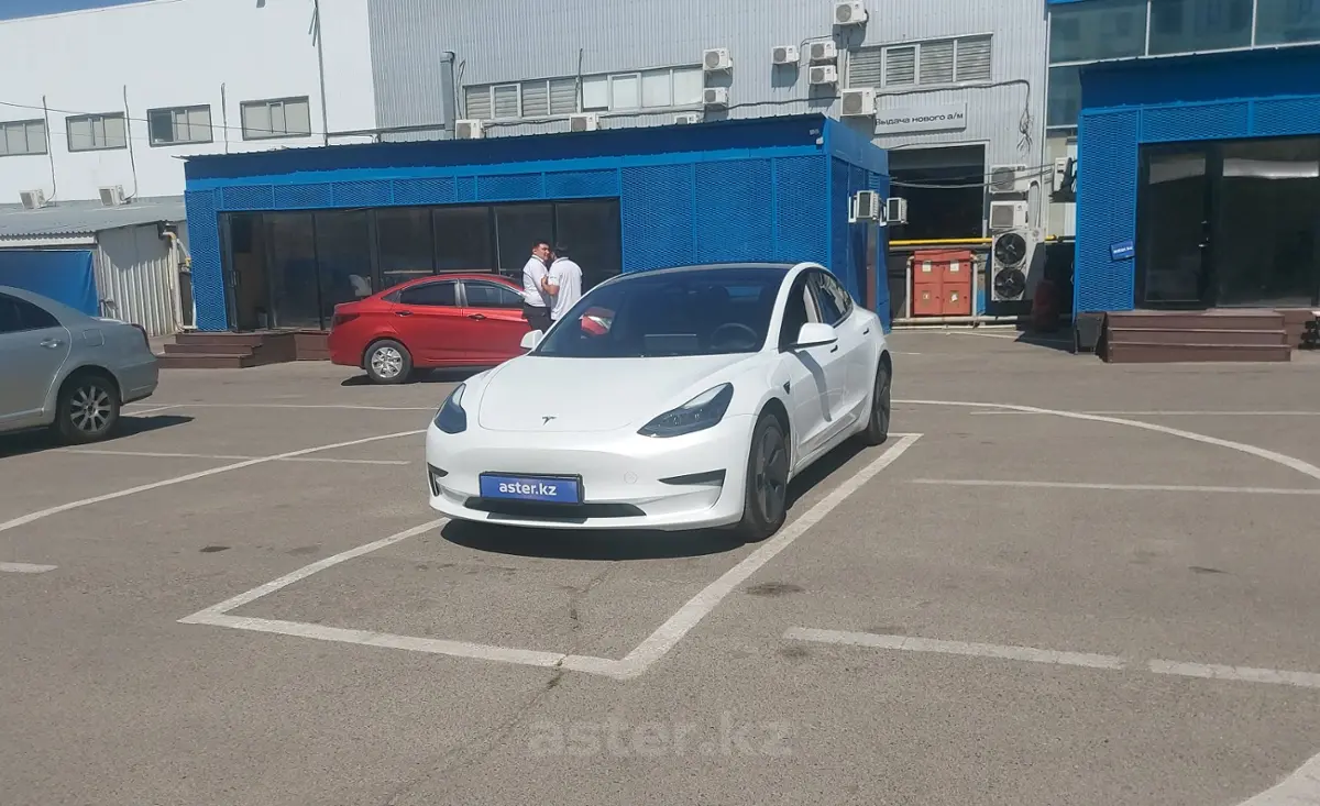 Tesla Model 3 2023 года за 14 000 000 тг. в Алматы