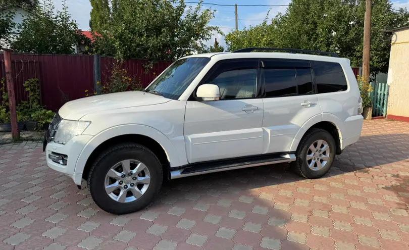 Mitsubishi Pajero 2015 года за 15 500 000 тг. в Актобе