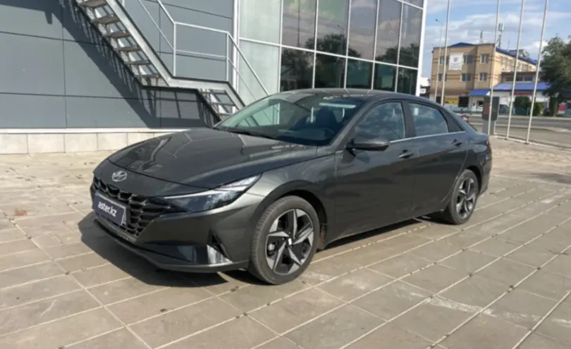 Hyundai Elantra 2023 года за 9 500 000 тг. в Уральск