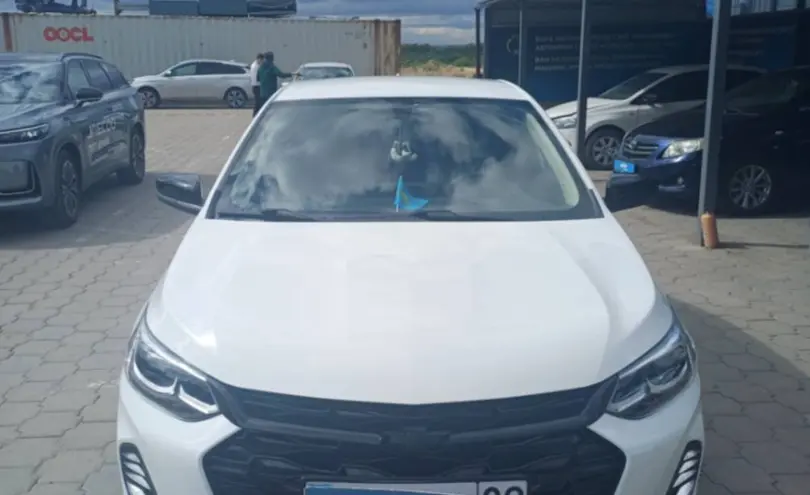 Chevrolet Onix 2023 года за 8 000 000 тг. в Караганда фото 2