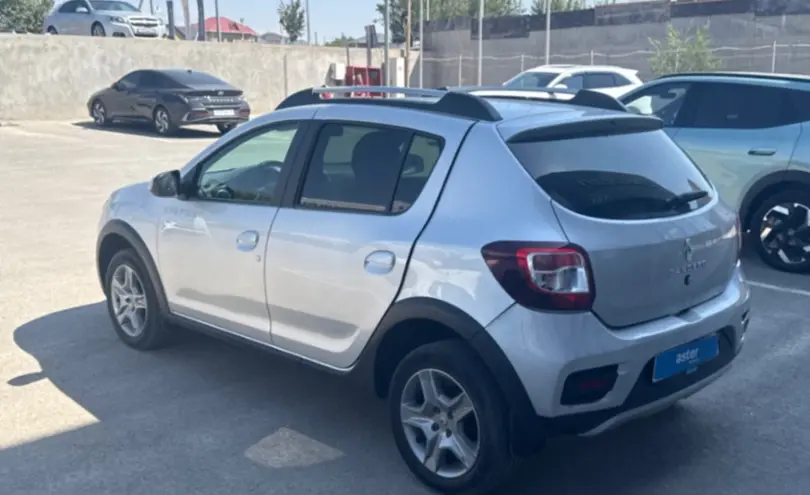 Renault Sandero 2019 года за 6 500 000 тг. в Шымкент фото 5
