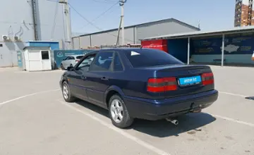 Volkswagen Passat 1995 года за 1 500 000 тг. в Шымкент фото 4