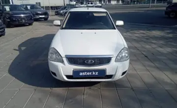 LADA (ВАЗ) Priora 2014 года за 3 100 000 тг. в Уральск фото 2