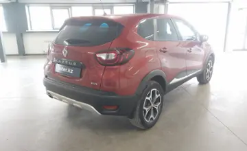 Renault Kaptur 2019 года за 7 500 000 тг. в Астана фото 3