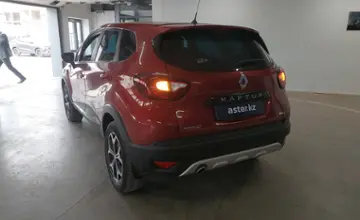 Renault Kaptur 2019 года за 7 500 000 тг. в Астана фото 4