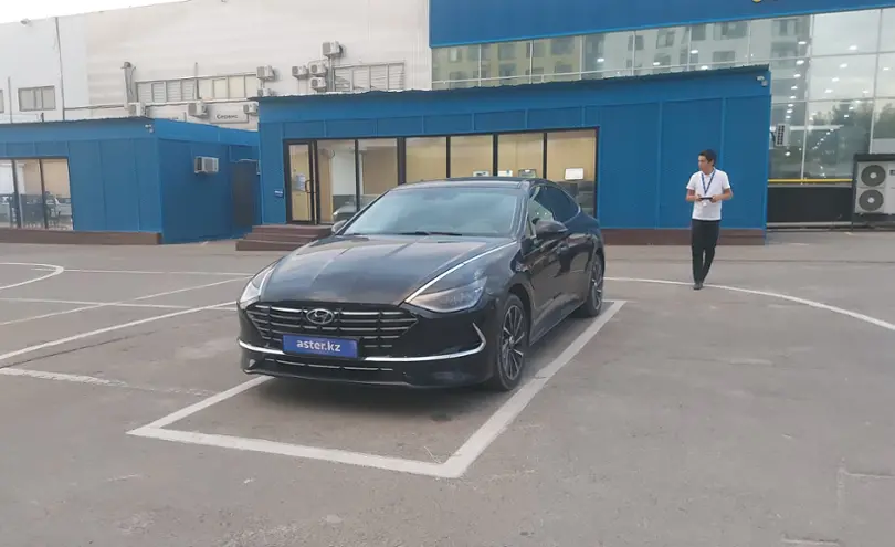 Hyundai Sonata 2023 года за 12 200 000 тг. в Алматы