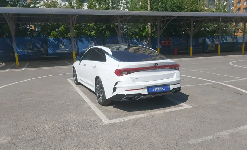 Kia K5 2021 года за 12 000 000 тг. в Алматы фото 4