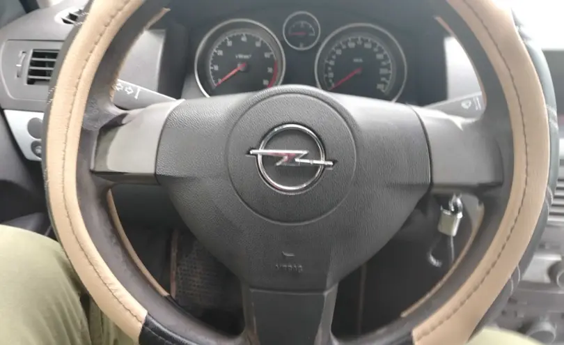 Opel Astra 2006 года за 2 700 000 тг. в Петропавловск фото 5