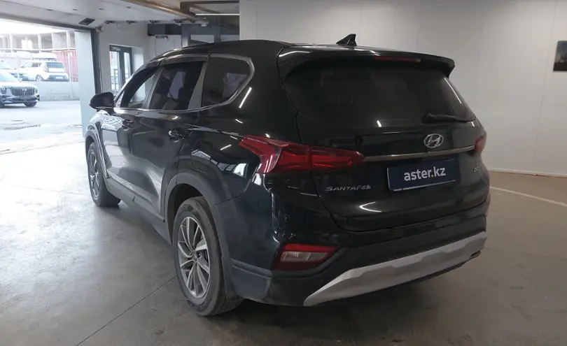 Hyundai Santa Fe 2019 года за 12 600 000 тг. в Астана фото 4