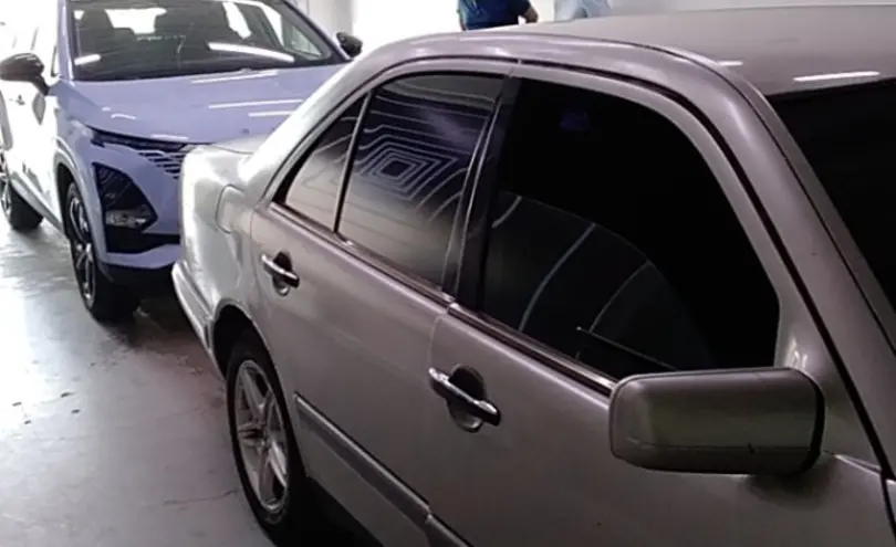 Mercedes-Benz E-Класс 1997 года за 1 500 000 тг. в Павлодар фото 4