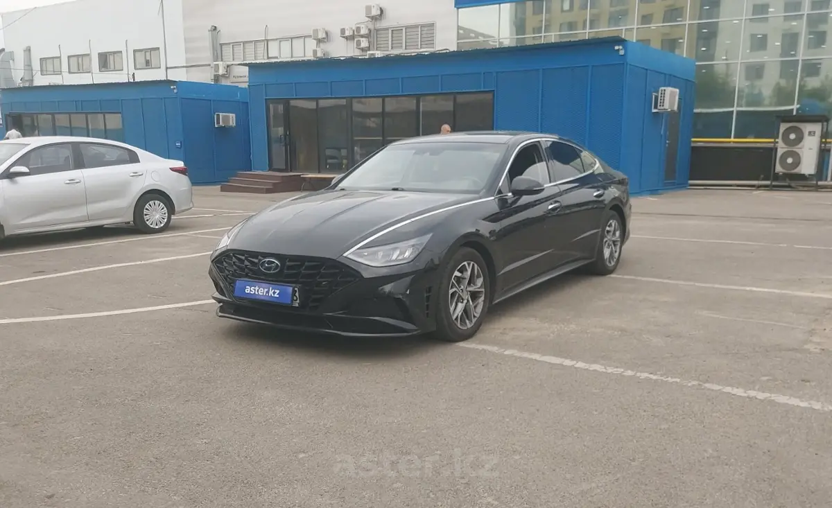 Hyundai Sonata 2020 года за 13 000 000 тг. в Алматы