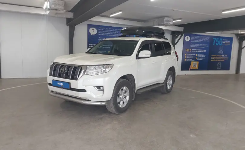Toyota Land Cruiser Prado 2021 года за 25 000 000 тг. в Астана