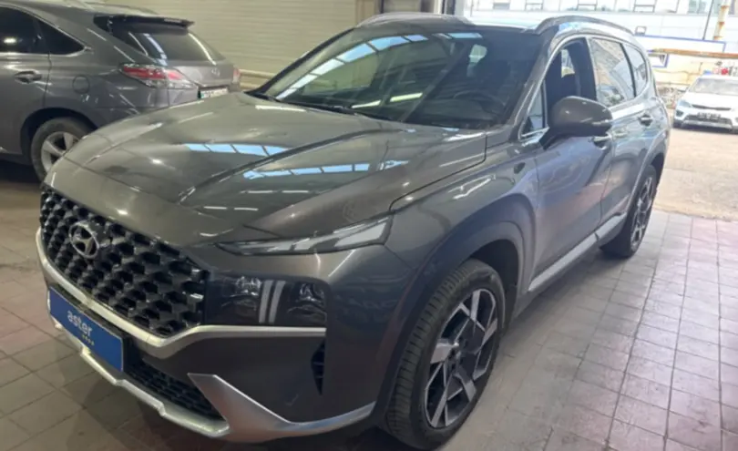 Hyundai Santa Fe 2023 года за 13 400 000 тг. в Астана