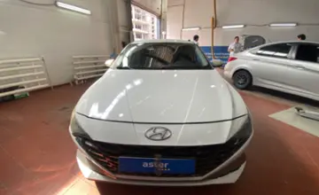 Hyundai Elantra 2021 года за 9 500 000 тг. в Астана фото 2