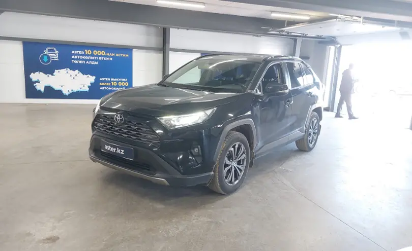 Toyota RAV4 2022 года за 18 000 000 тг. в Астана