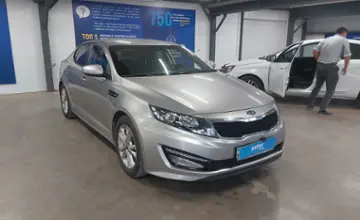 Kia K5 2010 года за 7 500 000 тг. в Астана фото 2