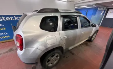 Renault Duster 2014 года за 5 200 000 тг. в Астана фото 4