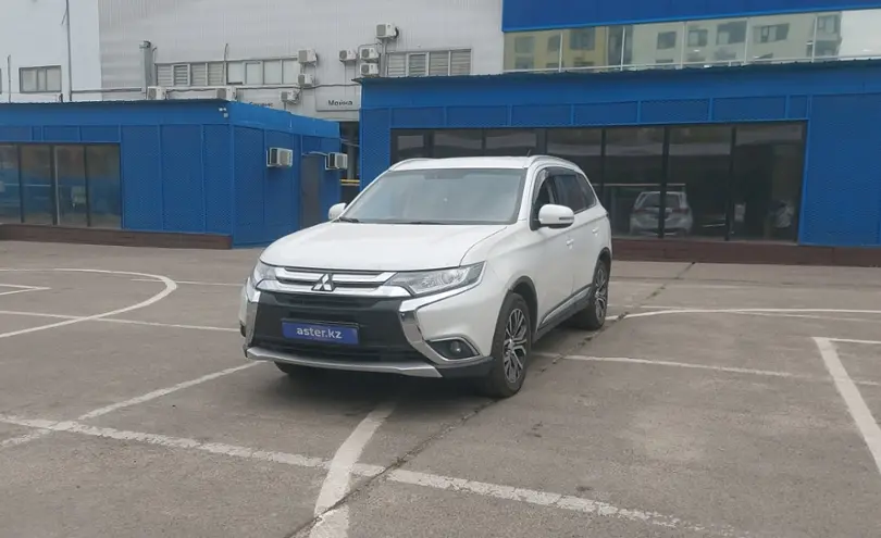 Mitsubishi Outlander 2015 года за 8 000 000 тг. в Алматы