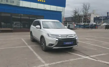 Mitsubishi Outlander 2015 года за 8 000 000 тг. в Алматы фото 2