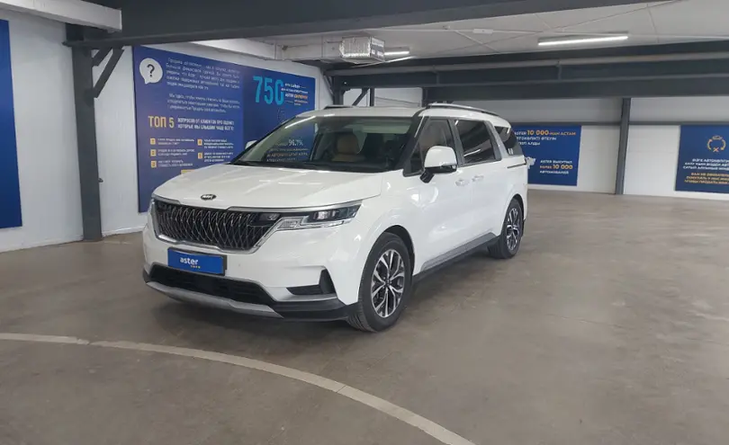 Kia Carnival 2020 года за 20 000 000 тг. в Астана