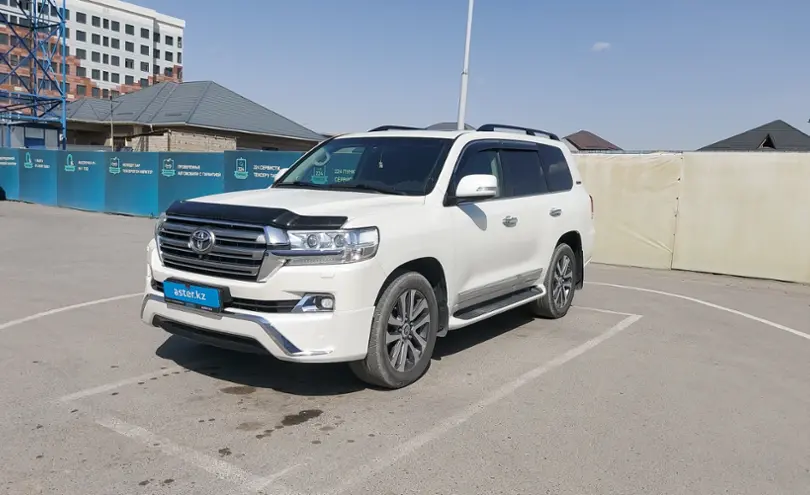 Toyota Land Cruiser 2015 года за 30 000 000 тг. в Шымкент