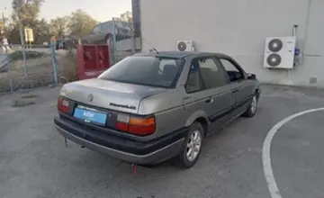 Volkswagen Passat 1989 года за 700 000 тг. в Тараз