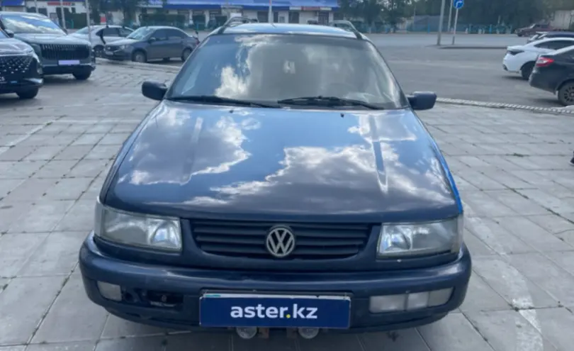 Volkswagen Passat 1995 года за 1 400 000 тг. в Уральск фото 2