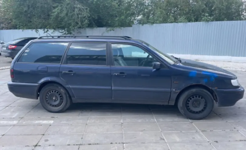 Volkswagen Passat 1995 года за 1 400 000 тг. в Уральск фото 4