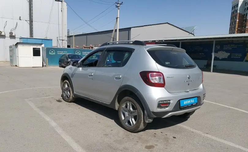 Renault Sandero 2019 года за 5 000 000 тг. в Шымкент фото 4