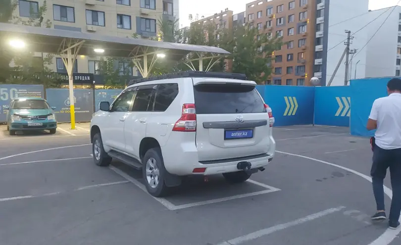Toyota Land Cruiser Prado 2014 года за 22 000 000 тг. в Алматы фото 4