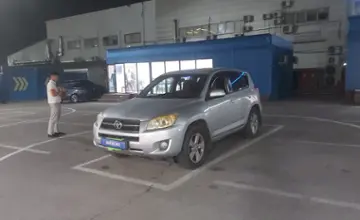 Toyota RAV4 2010 года за 8 000 000 тг. в Алматы фото 1