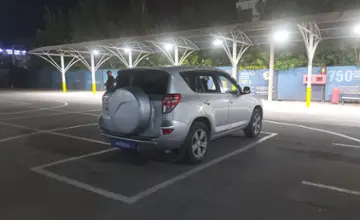 Toyota RAV4 2010 года за 8 000 000 тг. в Алматы фото 3