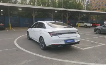 Hyundai Elantra 2022 года за 11 000 000 тг. в Алматы фото 4