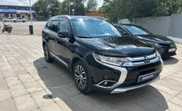 Mitsubishi Outlander 2018 года за 9 000 000 тг. в Уральск фото 3