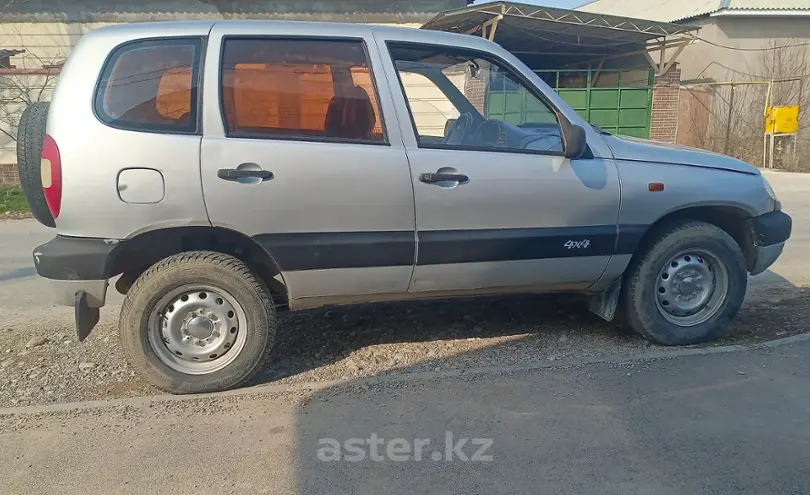 Chevrolet Niva 2008 года за 2 100 000 тг. в Шымкент