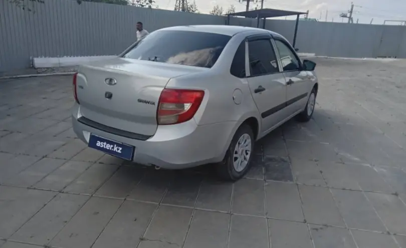 LADA (ВАЗ) Granta 2015 года за 3 000 000 тг. в Уральск фото 5