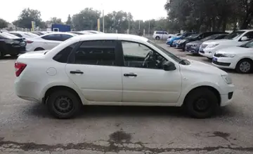 LADA (ВАЗ) Granta 2018 года за 4 000 000 тг. в Актобе фото 4