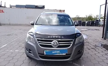 Volkswagen Tiguan 2008 года за 6 500 000 тг. в Караганда фото 2