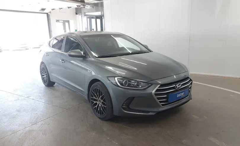 Hyundai Elantra 2018 года за 7 500 000 тг. в Астана фото 2