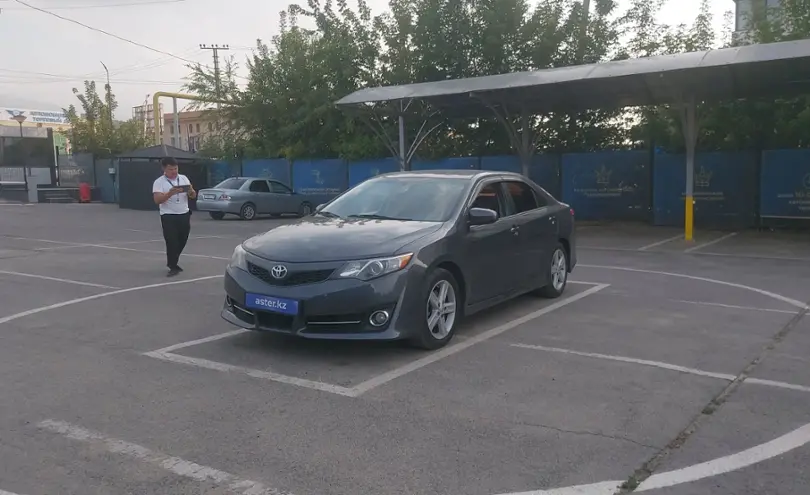 Toyota Camry 2014 года за 8 600 000 тг. в Алматы