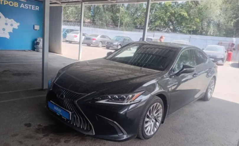 Lexus ES 2021 года за 25 000 000 тг. в Алматы
