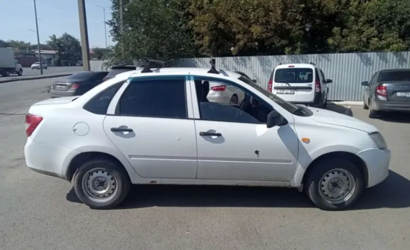 LADA (ВАЗ) Granta 2012 года за 1 750 000 тг. в Уральск фото 4