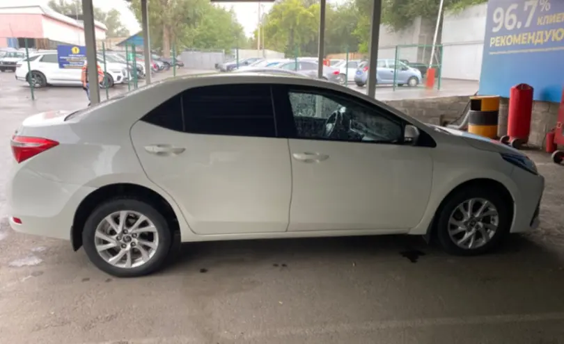 Toyota Corolla 2017 года за 7 000 000 тг. в Алматы фото 4