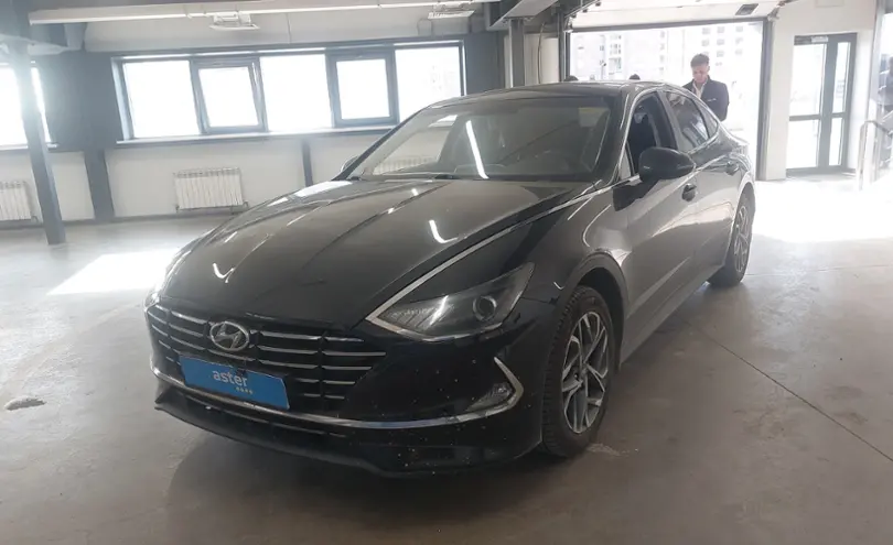 Hyundai Sonata 2020 года за 10 800 000 тг. в Астана