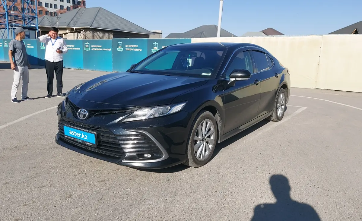 Toyota Camry 2021 года за 15 500 000 тг. в Шымкент