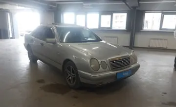 Mercedes-Benz E-Класс 1998 года за 3 300 000 тг. в Астана фото 2