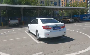Toyota Camry 2014 года за 8 350 000 тг. в Алматы фото 4