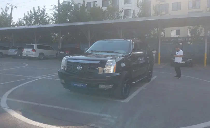 Cadillac Escalade 2006 года за 10 000 000 тг. в Алматы